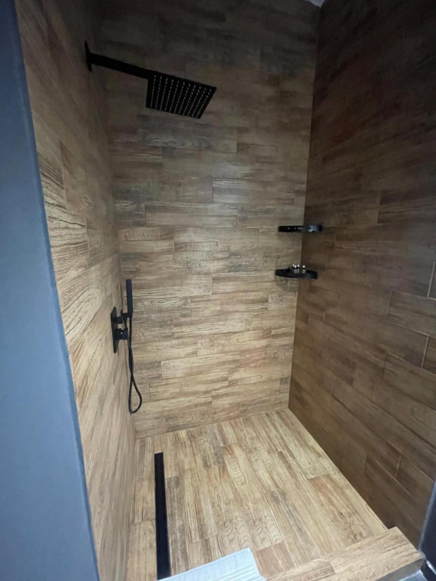 Marisah Residence #4 Otopeni Bagian luar foto